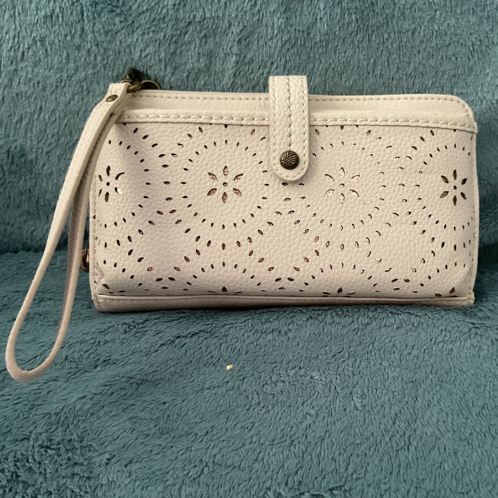 The Sak Tan Silverlake Floral Zip-Around Wristlet – Boho Chic & Everyday Ready